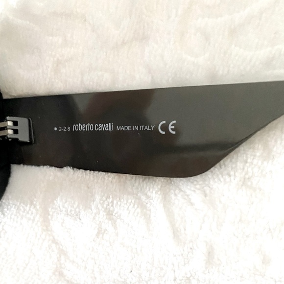 Roberto Cavalli ladies sunglasses like new! - Picture 5 of 8